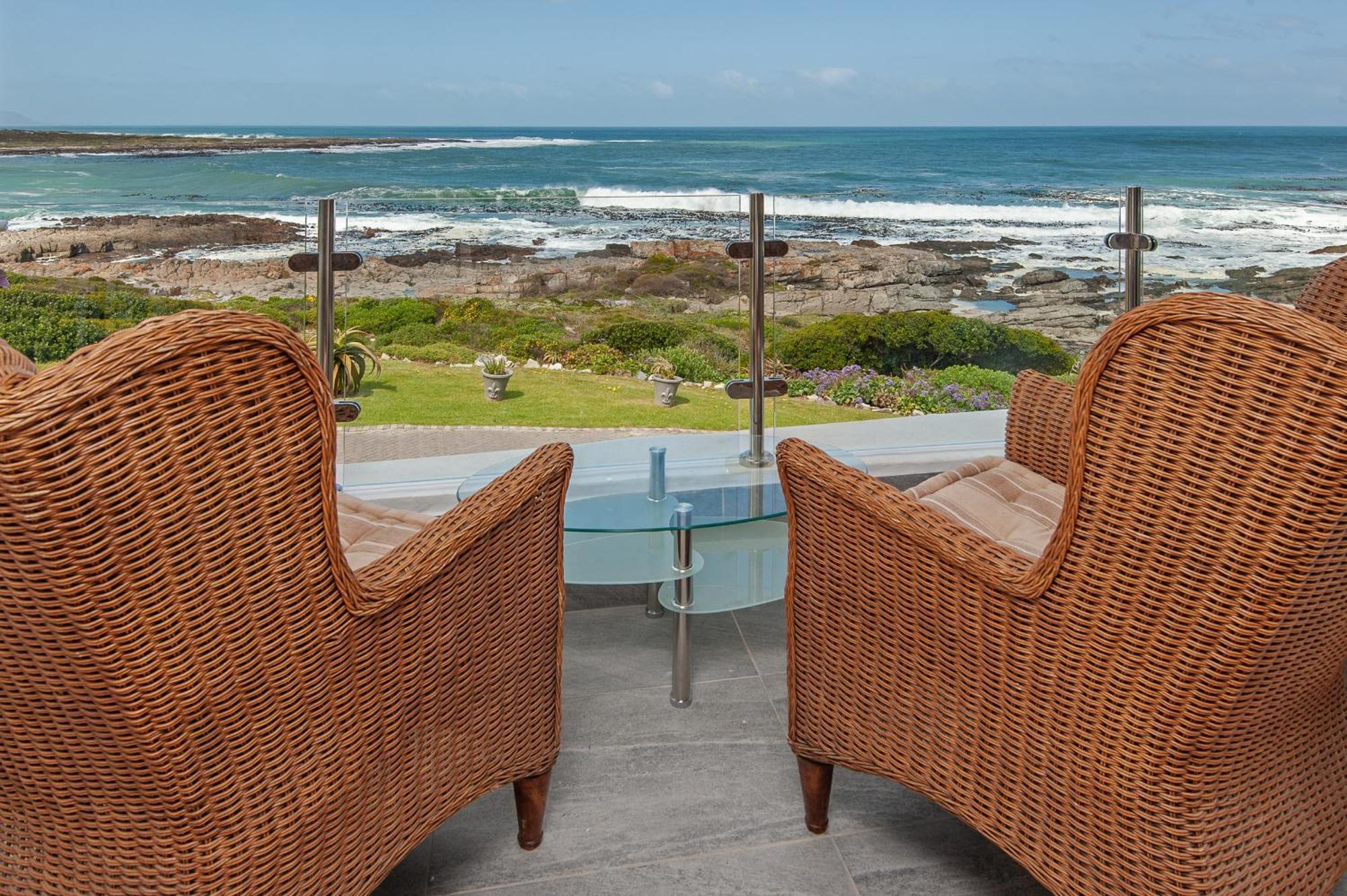 Absolute Ocean Boutique Guesthouse Hermanus Exteriör bild